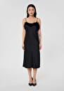 Robe Reaney noire en satin fluide Noir TARA JARMON
